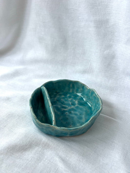 Nibbles dish in Speckled Blue